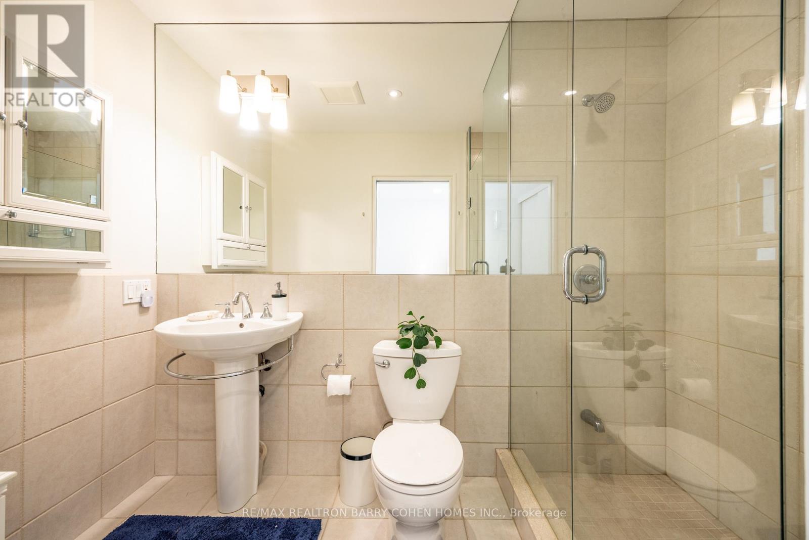 10 Penwood Crescent, Toronto, Ontario  M3B 2B9 - Photo 38 - C12832596