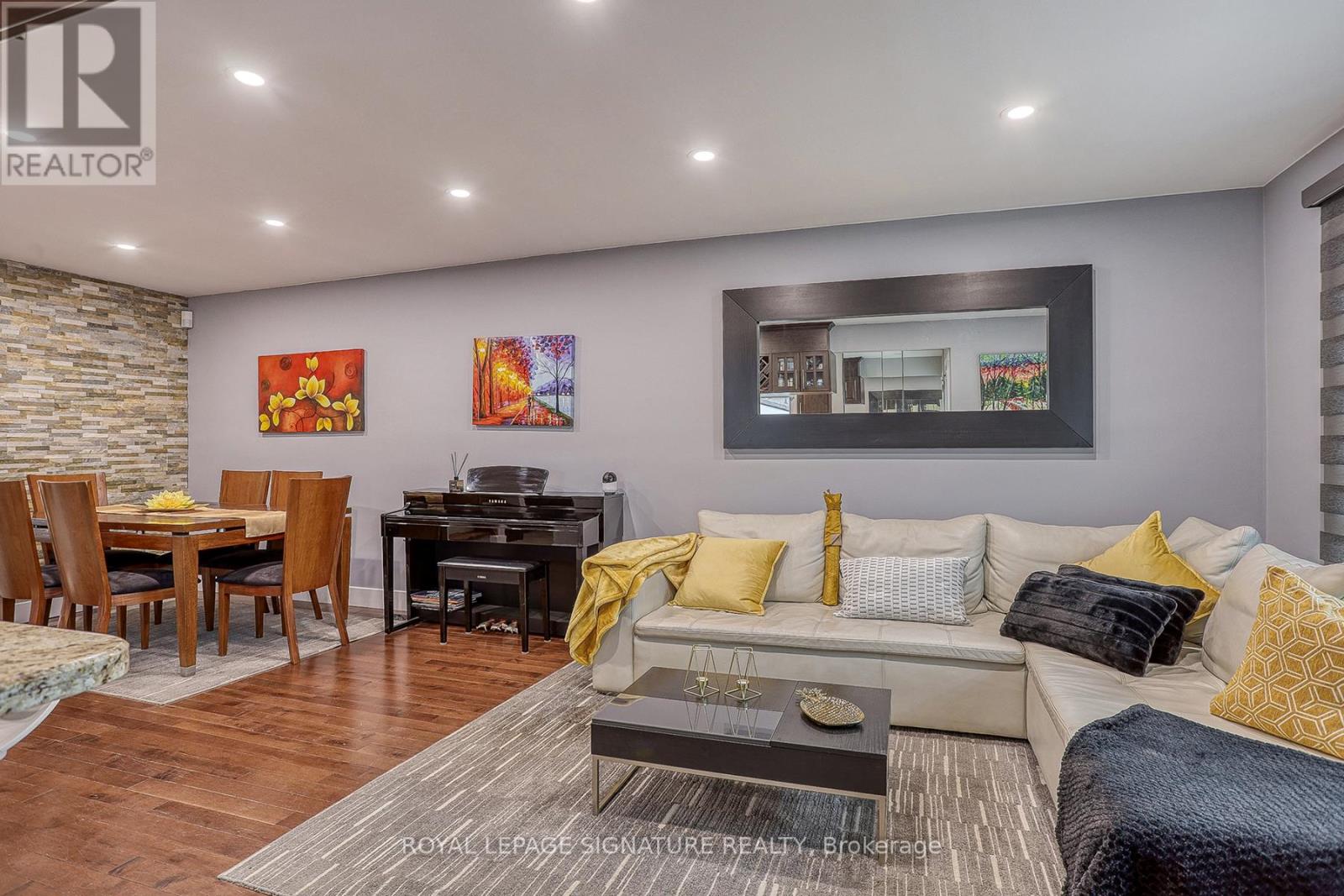 270 Roywood Drive, Toronto, Ontario  M3A 2E6 - Photo 10 - C12832636