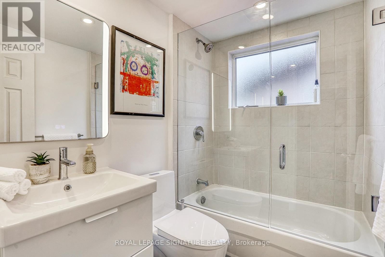 270 Roywood Drive, Toronto, Ontario  M3A 2E6 - Photo 23 - C12832636