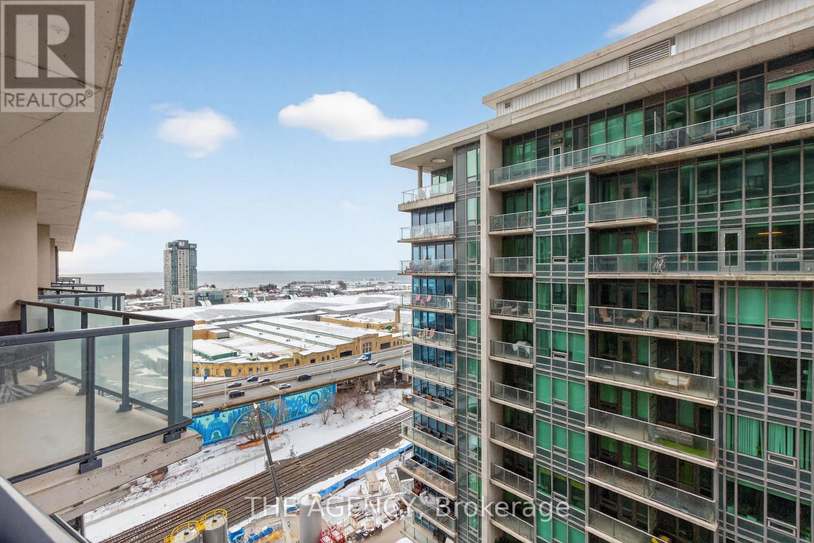 1701 - 51 East Liberty Street, Toronto, Ontario  M6K 3P8 - Photo 21 - C12832652