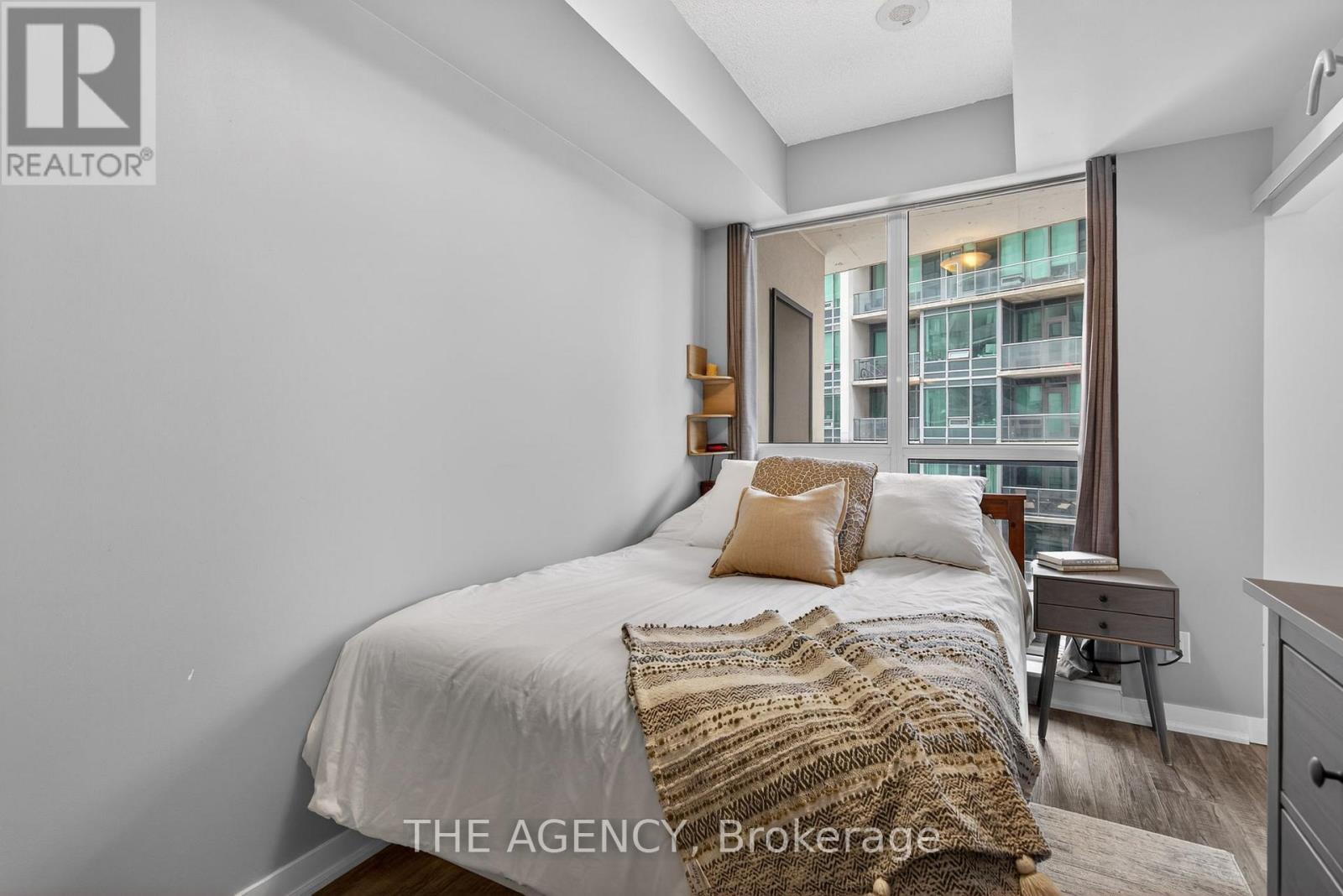 1701 - 51 East Liberty Street, Toronto, Ontario  M6K 3P8 - Photo 6 - C12832652