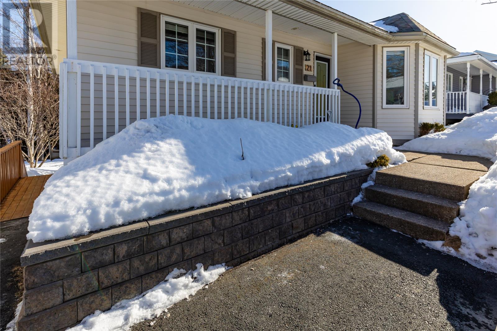 21 Parkhill Street, St. John's, Newfoundland & Labrador  A1E 6A9 - Photo 2 - 1294867