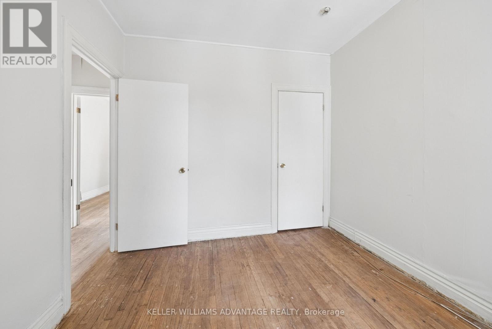 132 Ivy Avenue, Toronto, Ontario  M4L 2H7 - Photo 18 - E12832684