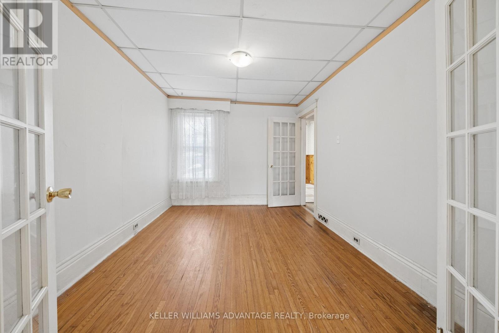 132 Ivy Avenue, Toronto, Ontario  M4L 2H7 - Photo 8 - E12832684