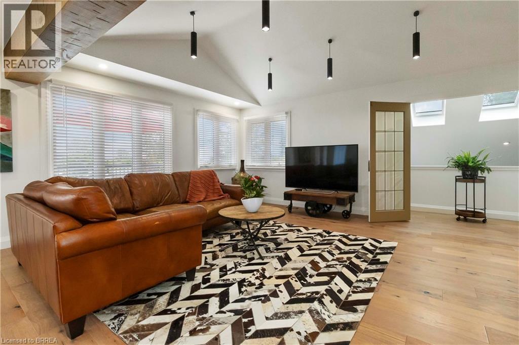 221 Old Onondaga Road E, Brantford, Ontario  N3T 5L4 - Photo 11 - 40806501