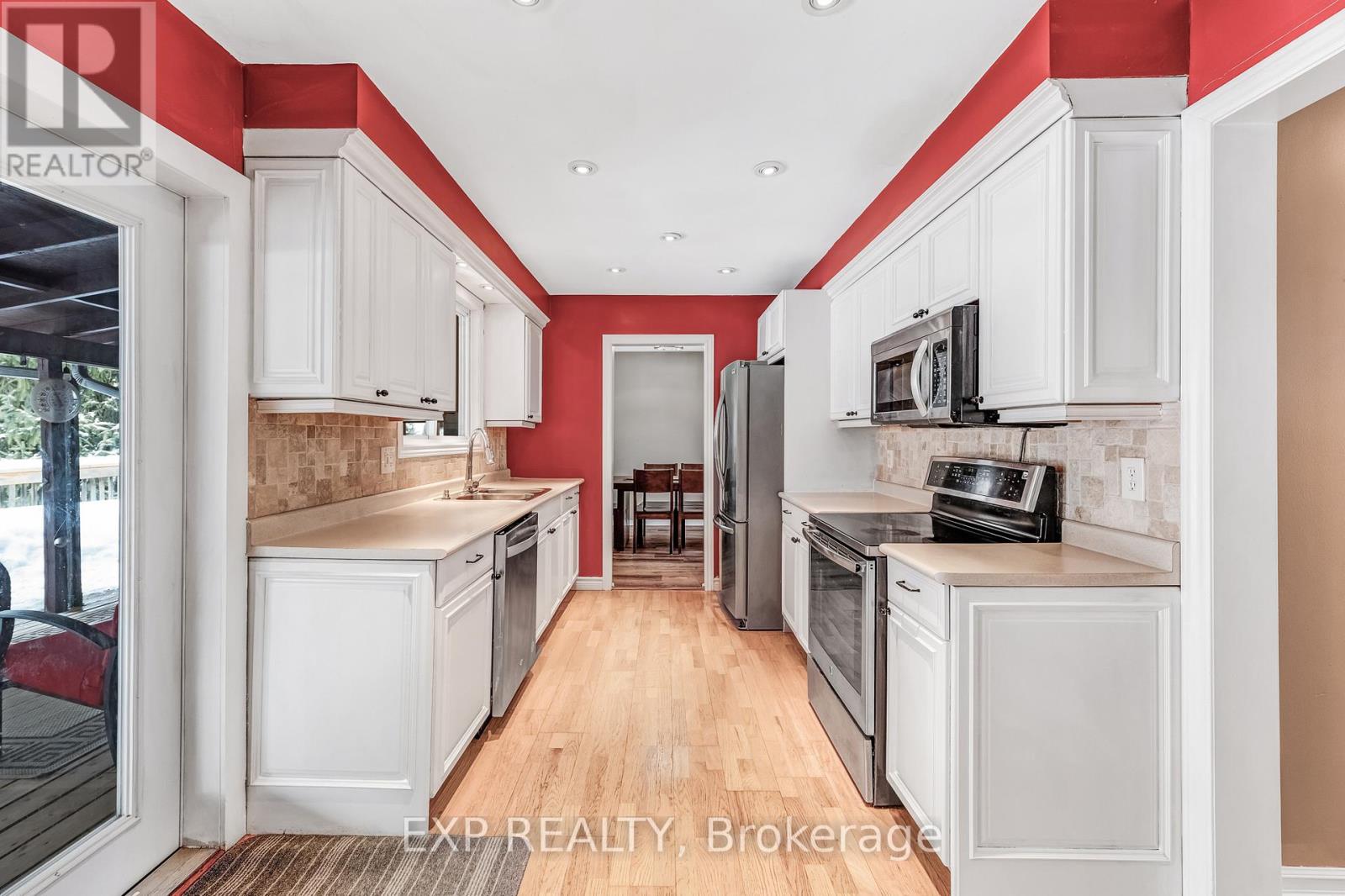 94 Cedar Street N, Uxbridge, Ontario  L9P 1B2 - Photo 10 - N12832676