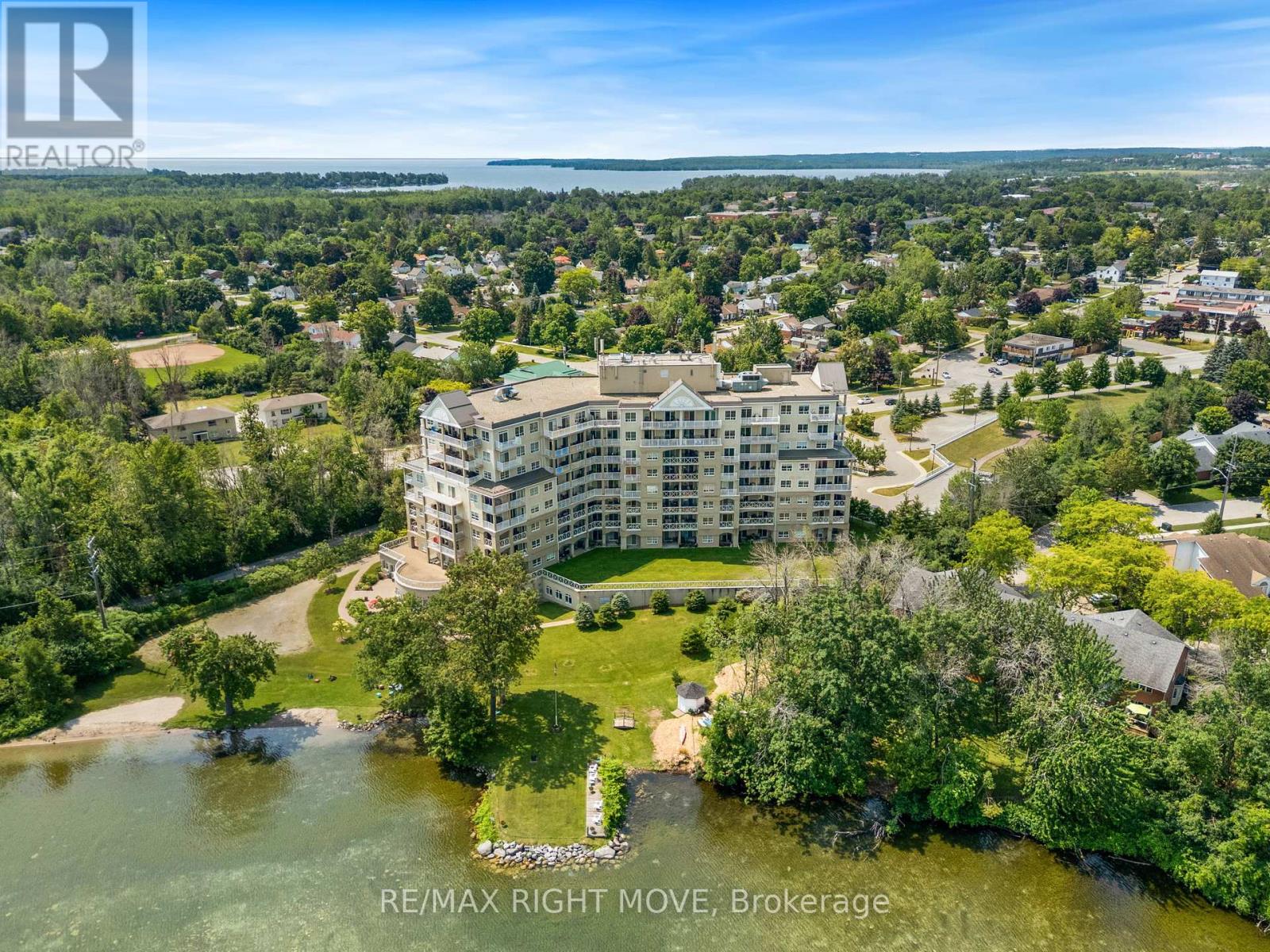807 - 354 Atherley Road, Orillia, Ontario  L3V 0B8 - Photo 2 - S12832600