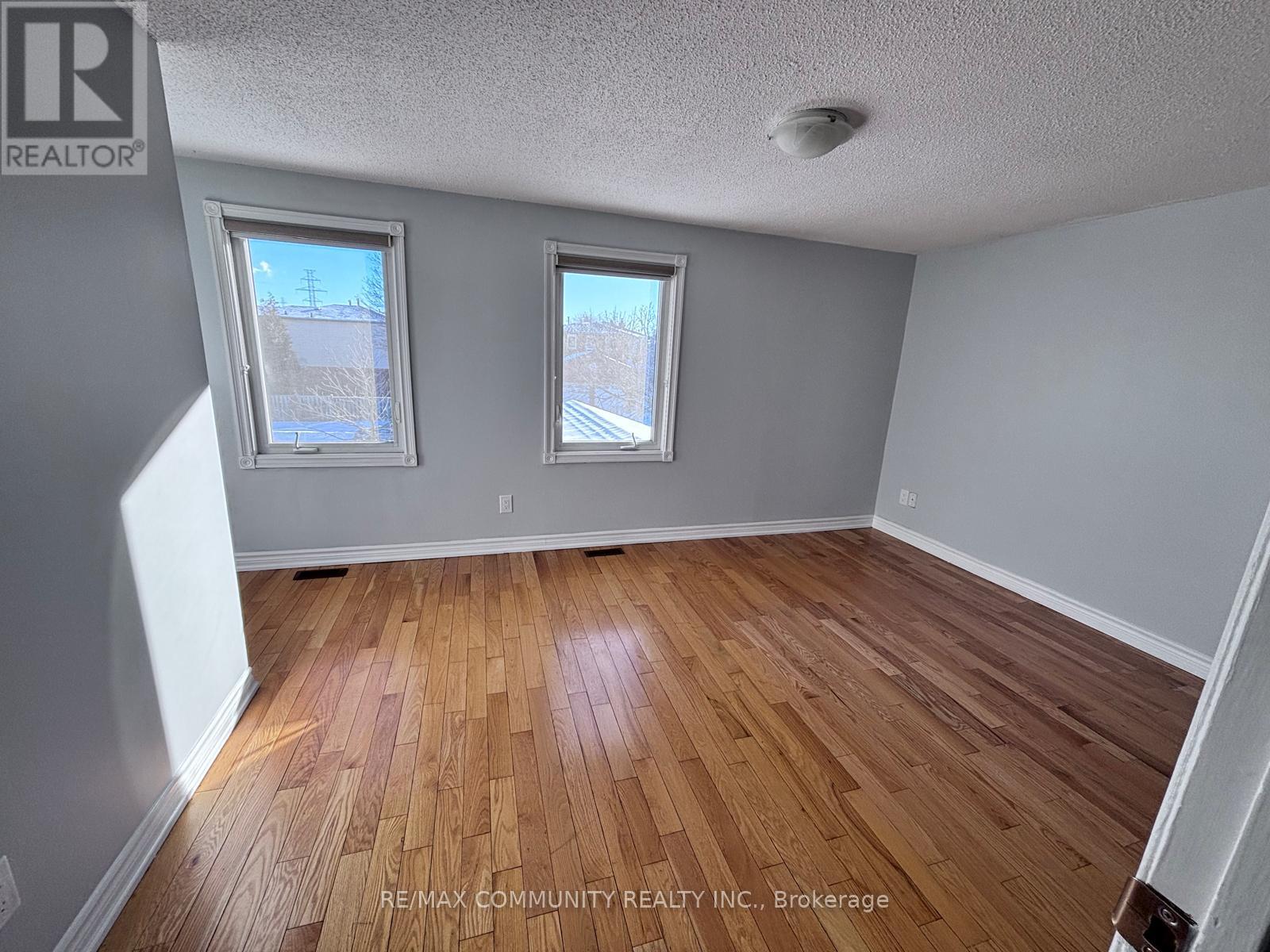 Main & 2nd Floor - 16 Fieldside Drive, Toronto, Ontario  M1V 3C5 - Photo 18 - E12783020