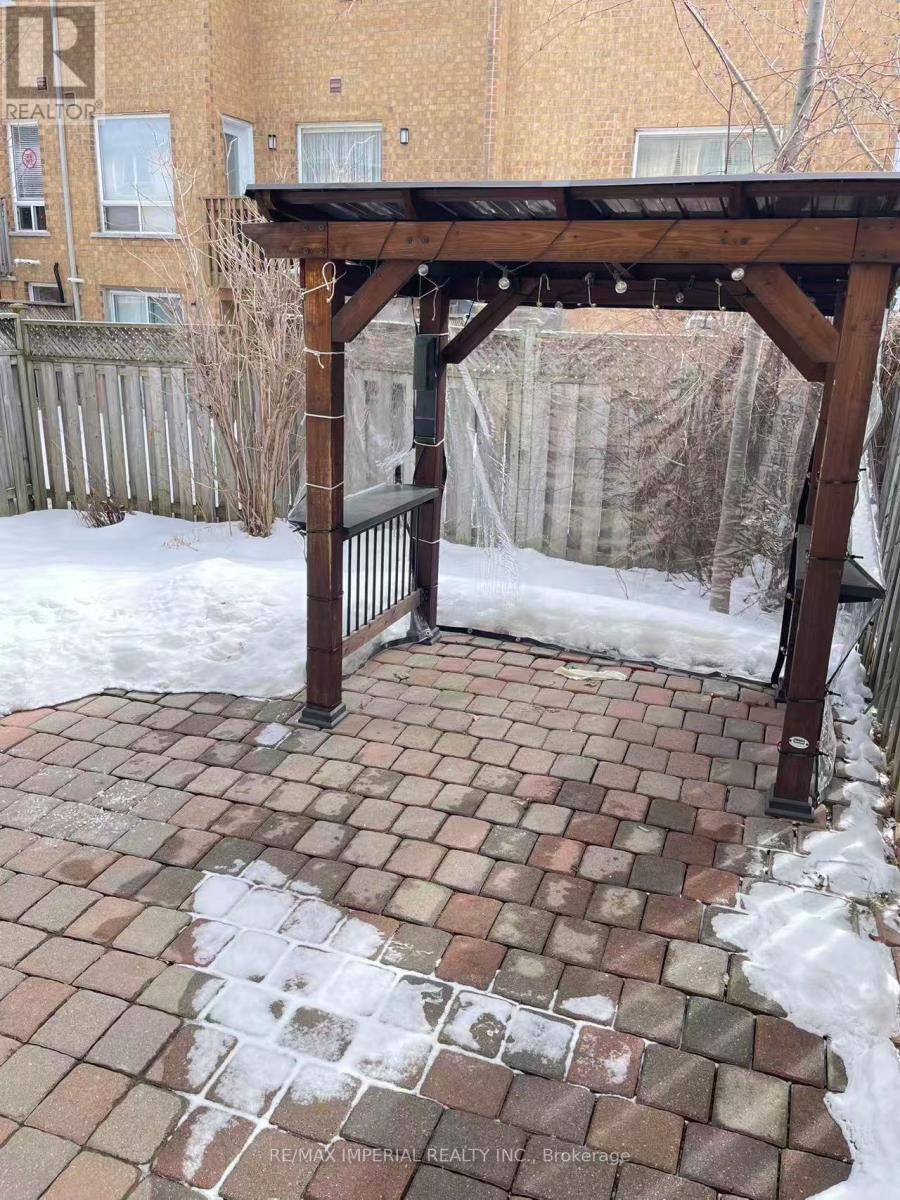 27 Silver Linden Drive, Richmond Hill, Ontario  L4B 3S8 - Photo 18 - N12800922