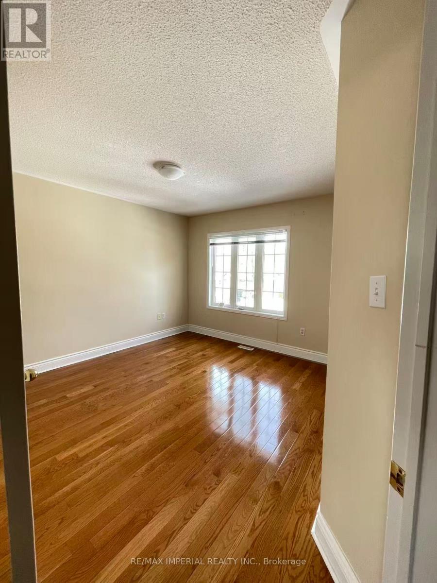 27 Silver Linden Drive, Richmond Hill, Ontario  L4B 3S8 - Photo 13 - N12800922