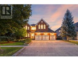 2153 MANOR HILL DRIVE, Mississauga, Ontario