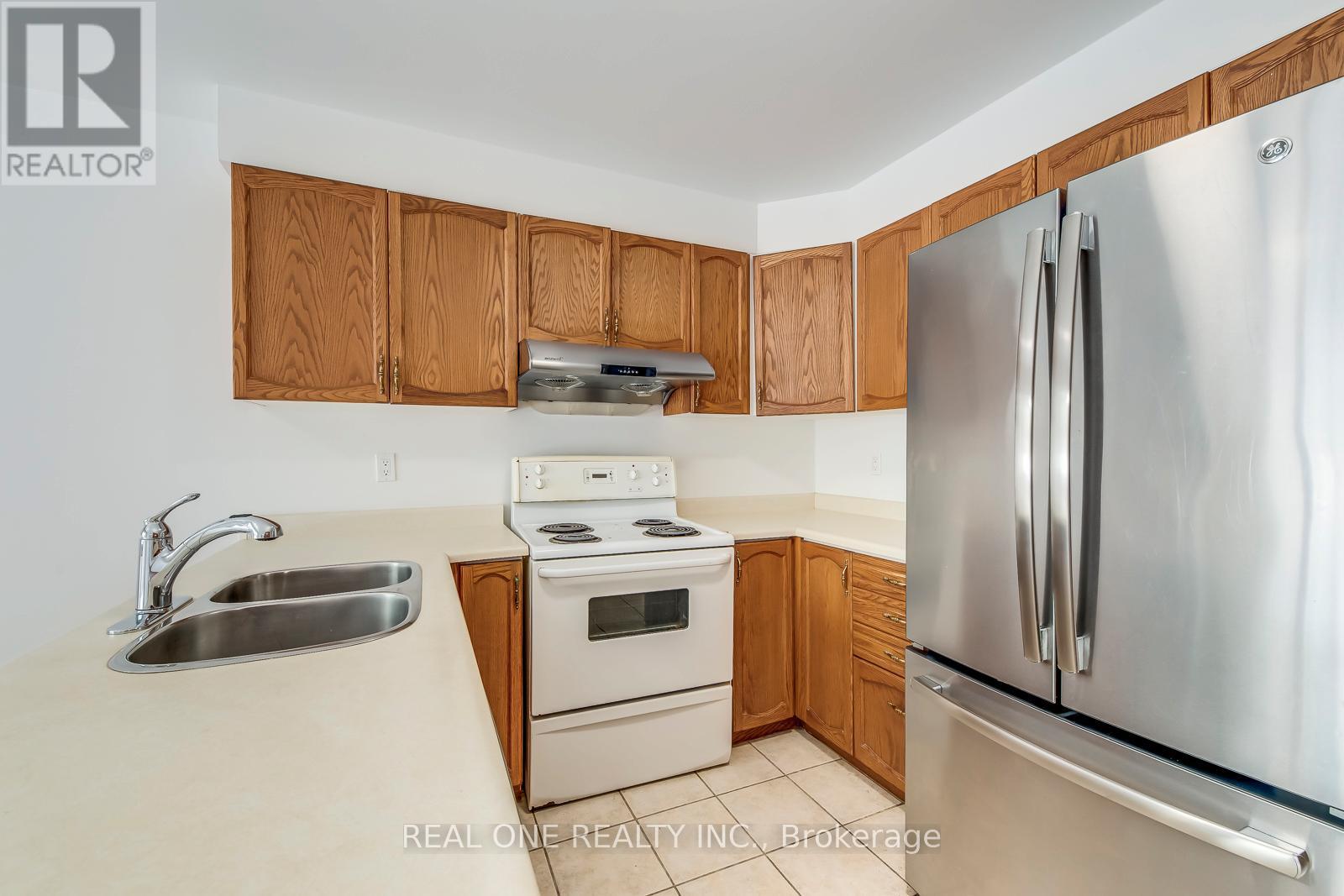 3582 Italia Crescent, Mississauga, Ontario  L5B 3T5 - Photo 14 - W12832606