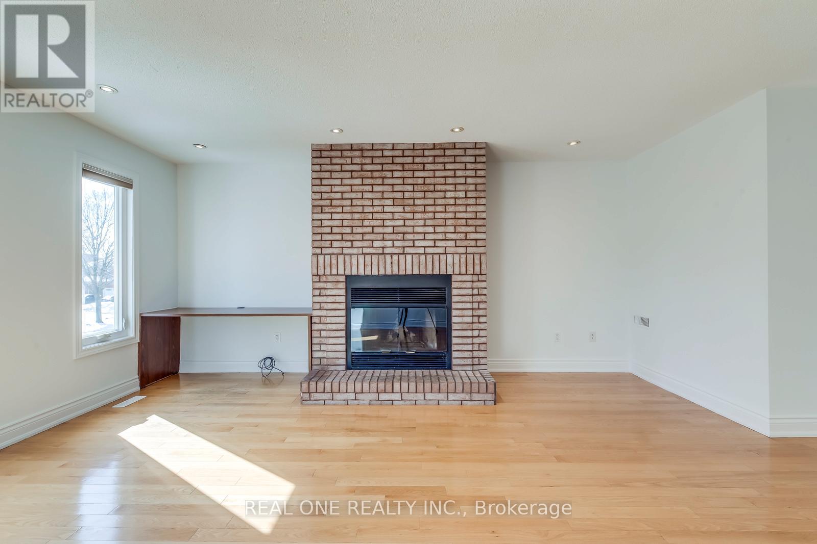 3582 Italia Crescent, Mississauga, Ontario  L5B 3T5 - Photo 22 - W12832606