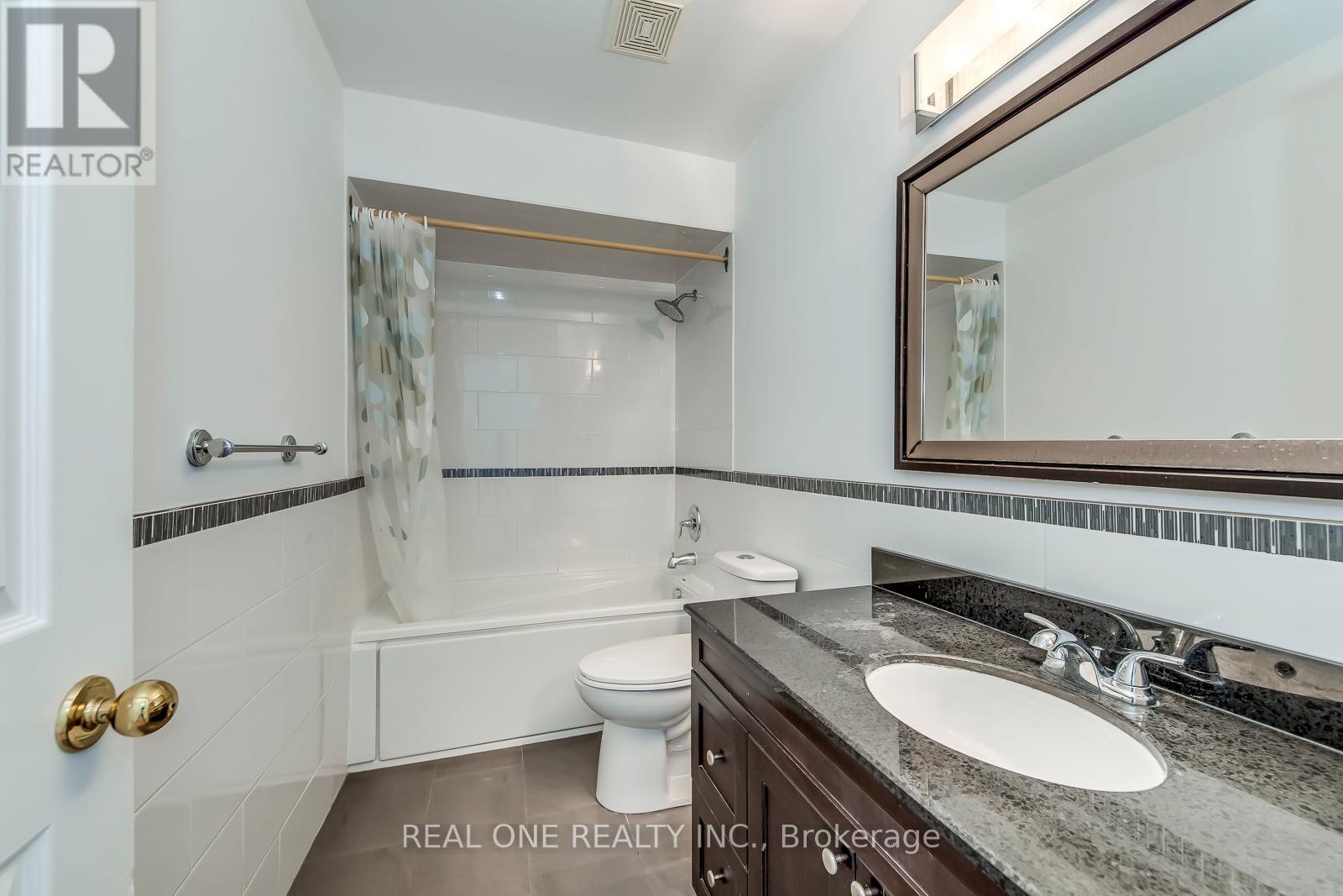 3582 Italia Crescent, Mississauga, Ontario  L5B 3T5 - Photo 35 - W12832606