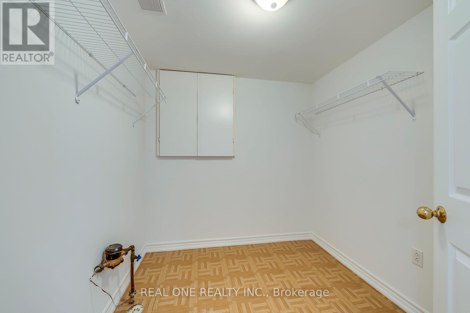 3582 Italia Crescent, Mississauga, Ontario  L5B 3T5 - Photo 42 - W12832606