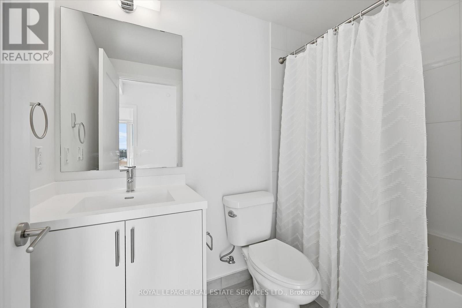 519 - 412 Silver Maple Road, Oakville, Ontario  L6H 7X8 - Photo 23 - W12824348