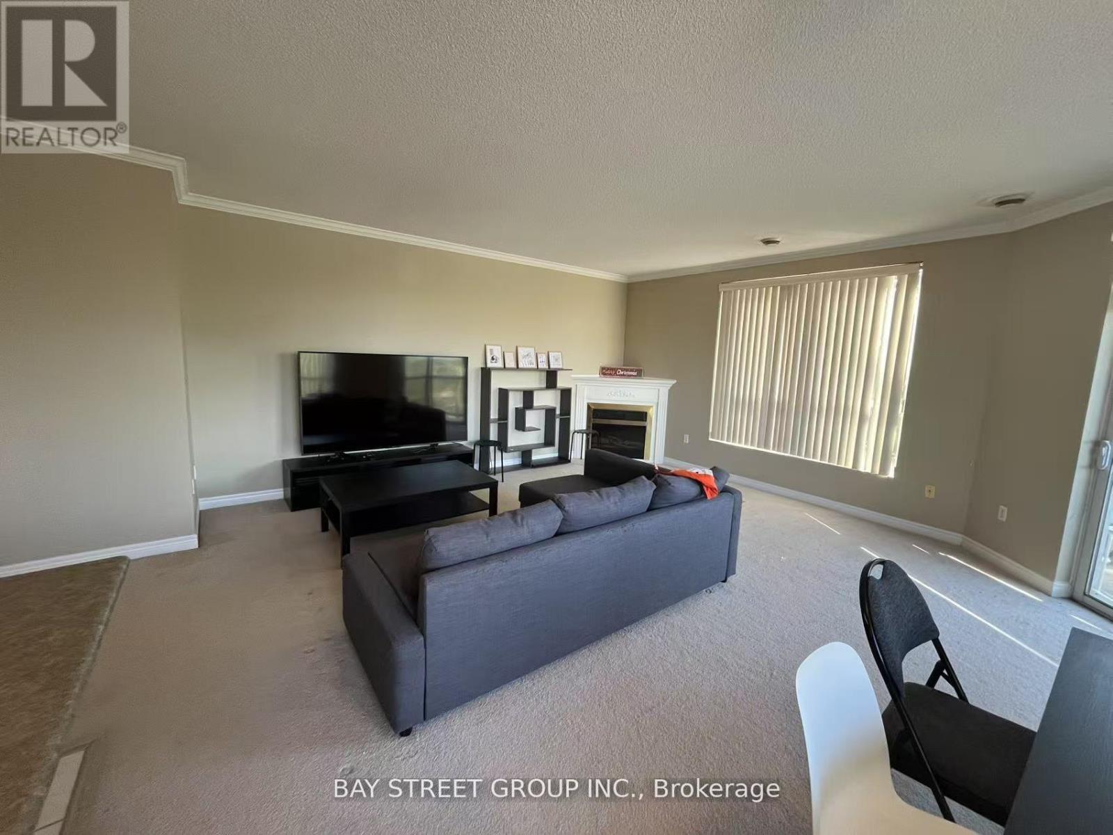 308 - 255 Keats Way, Waterloo, Ontario N2L 6N6 - Photo 13 - X12832678