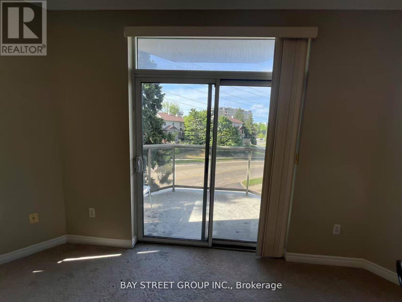 308 - 255 Keats Way, Waterloo, Ontario N2L 6N6 - Photo 27 - X12832678