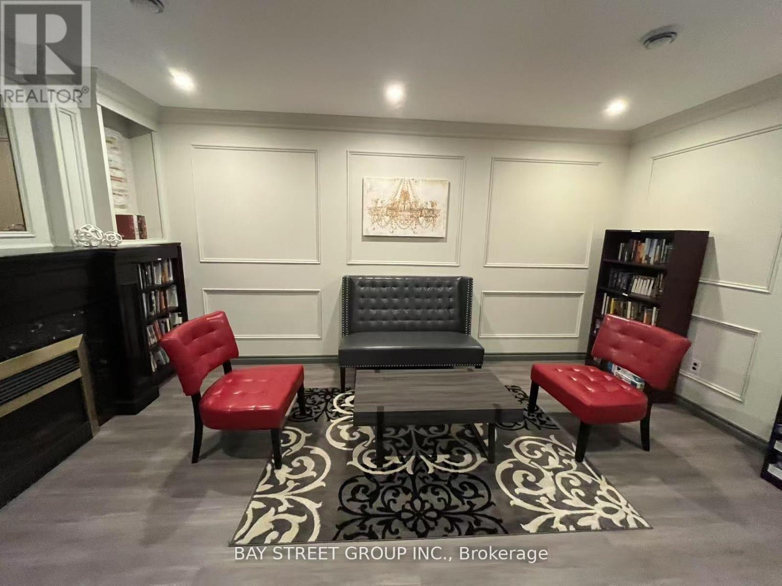 308 - 255 Keats Way, Waterloo, Ontario N2L 6N6 - Photo 5 - X12832678