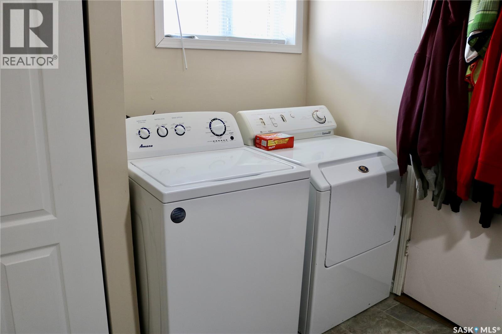 704 Ogilvie Street, Moosomin, Saskatchewan  S0G 3N0 - Photo 19 - SK029447