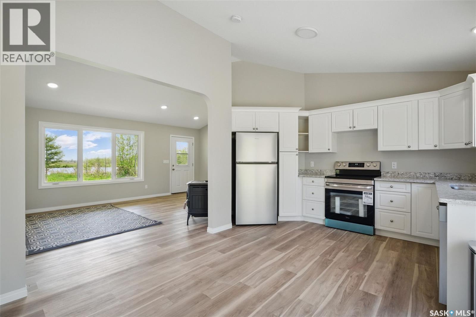 304 Railway Avenue, Garden River Rm No. 490, Saskatchewan  S0J 1T0 - Photo 9 - SK029443