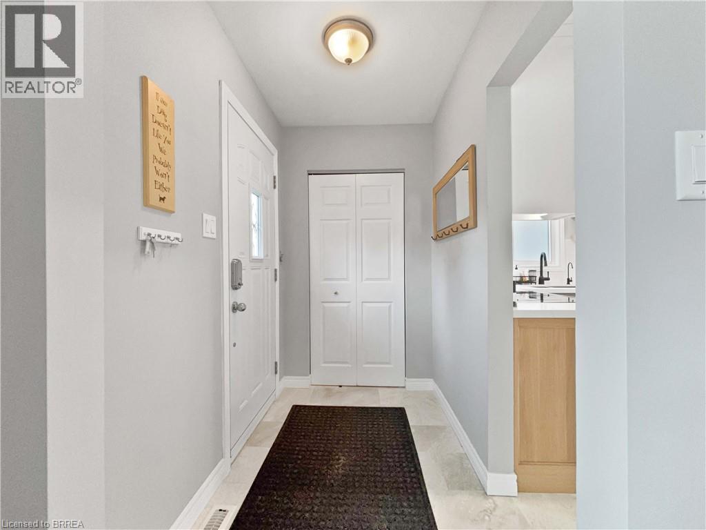 21 Gaitwin Street, Brantford, Ontario  N3P 1A9 - Photo 3 - 40806150