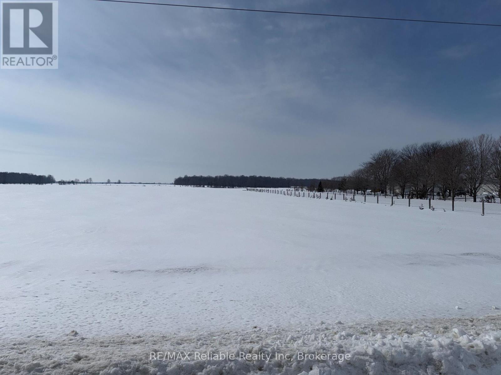 76651 London Road, Bluewater, Ontario  N0M 1L0 - Photo 16 - X12828166