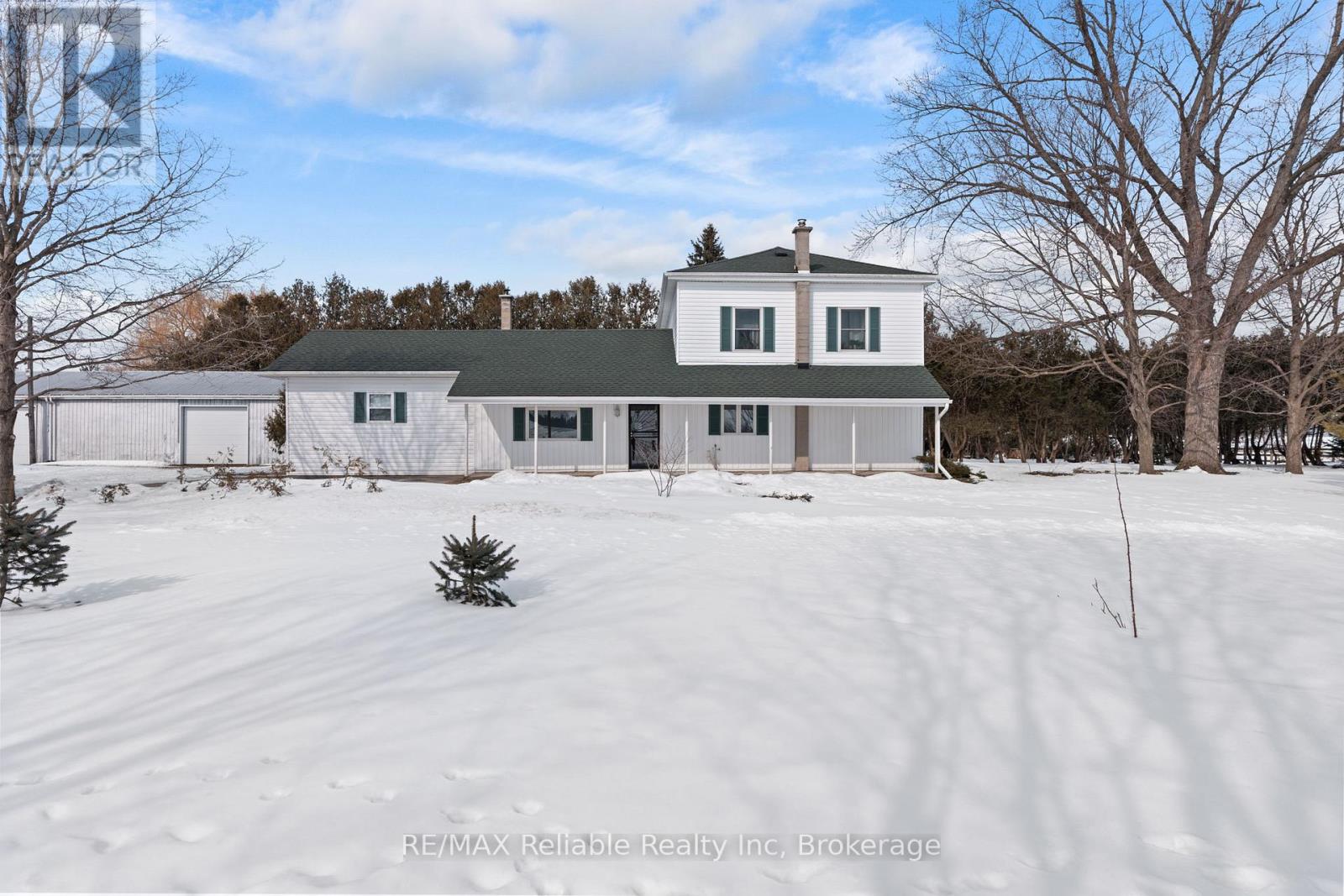 76651 London Road, Bluewater, Ontario  N0M 1L0 - Photo 4 - X12828166