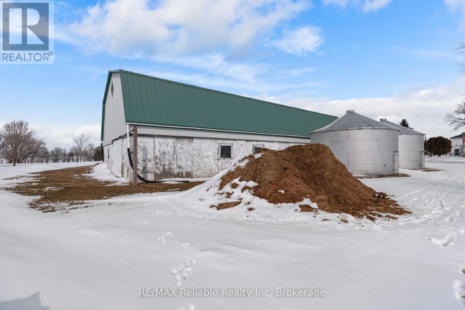 76651 London Road, Bluewater, Ontario  N0M 1L0 - Photo 23 - X12828174