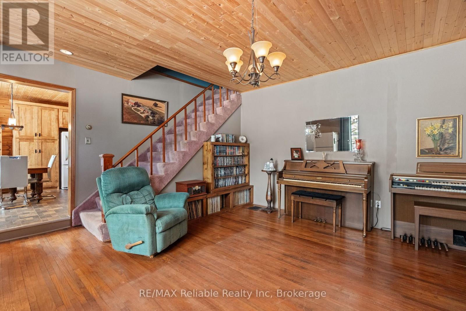 76651 London Road, Bluewater, Ontario  N0M 1L0 - Photo 36 - X12828174