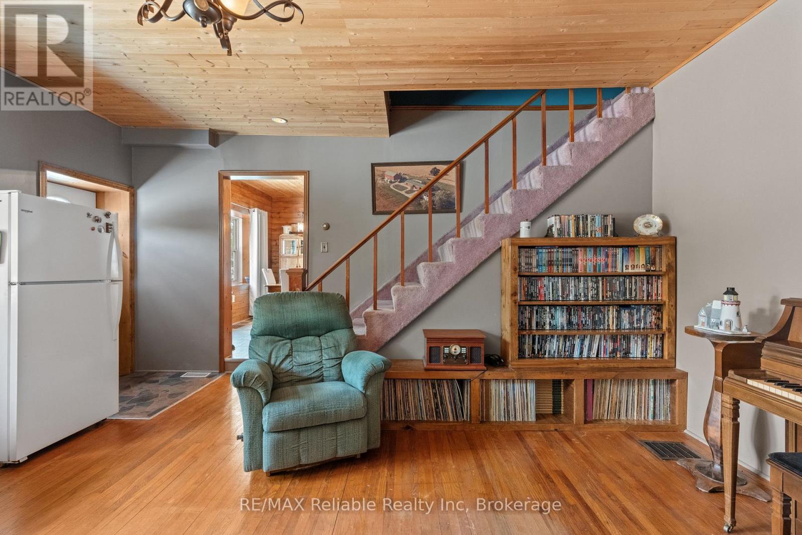 76651 London Road, Bluewater, Ontario  N0M 1L0 - Photo 35 - X12828174