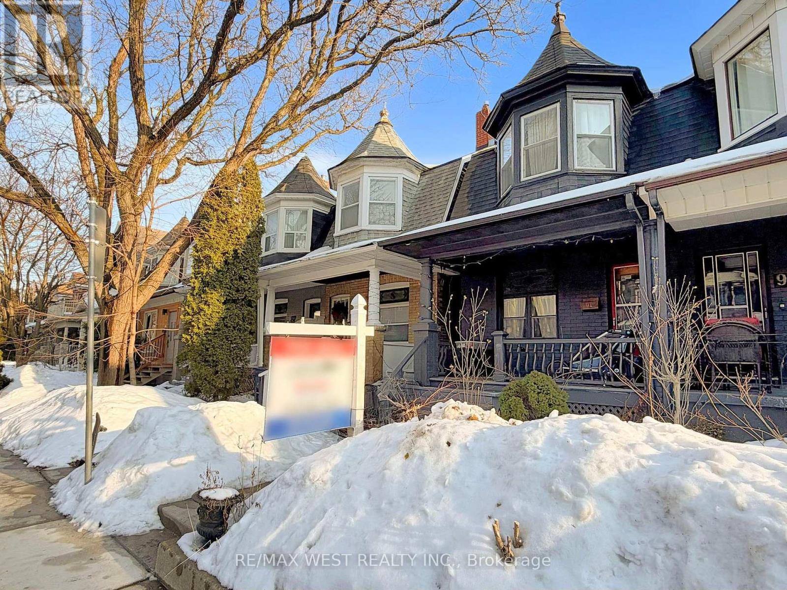 91 Olive Avenue, Toronto, Ontario  M6G 1V2 - Photo 3 - C12828182