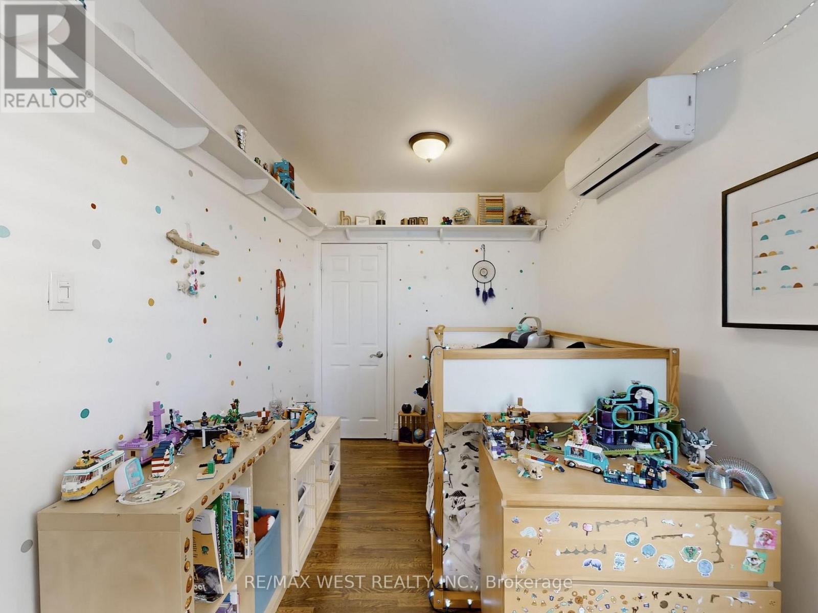 91 Olive Avenue, Toronto, Ontario  M6G 1V2 - Photo 35 - C12828182