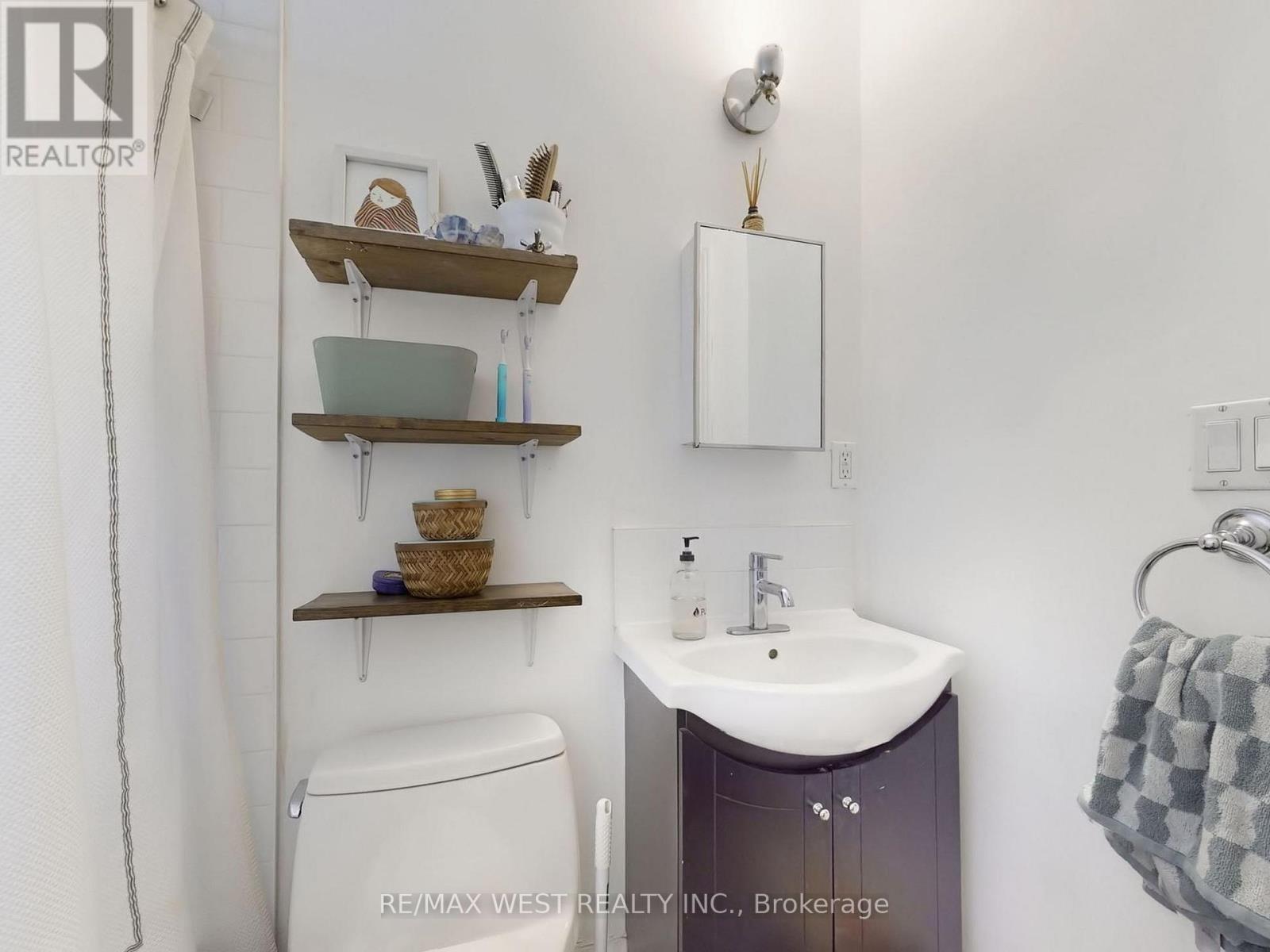 91 Olive Avenue, Toronto, Ontario  M6G 1V2 - Photo 37 - C12828182