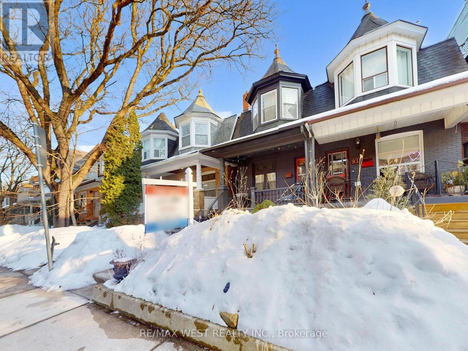 91 Olive Avenue, Toronto, Ontario  M6G 1V2 - Photo 4 - C12828182