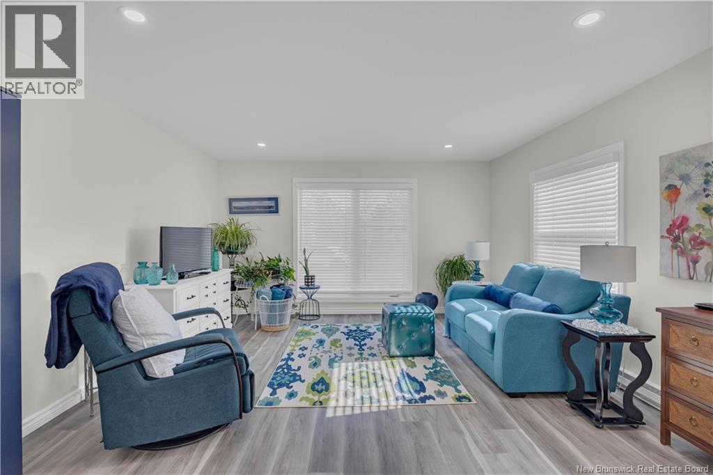 30 Violet Street, Saint John, New Brunswick  E2M 5N2 - Photo 4 - NB133429