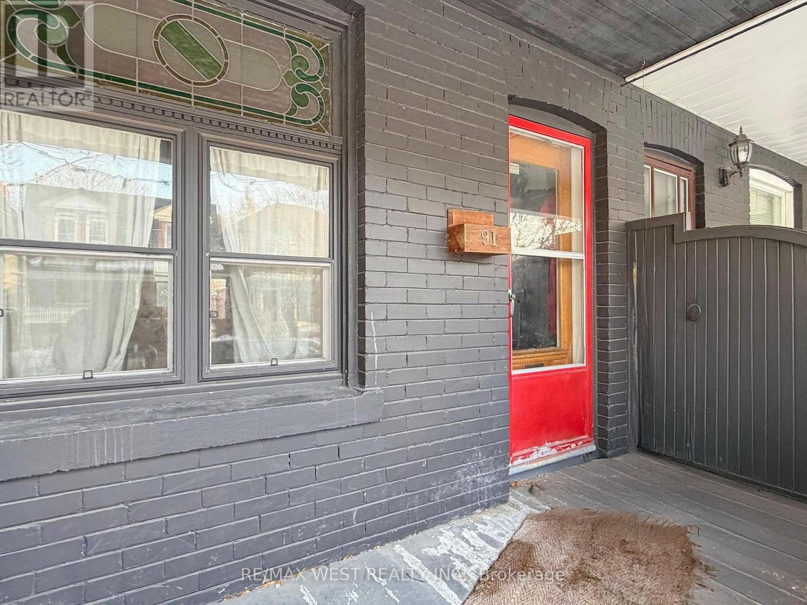 91 Olive Avenue, Toronto, Ontario  M6G 1V2 - Photo 6 - C12828182