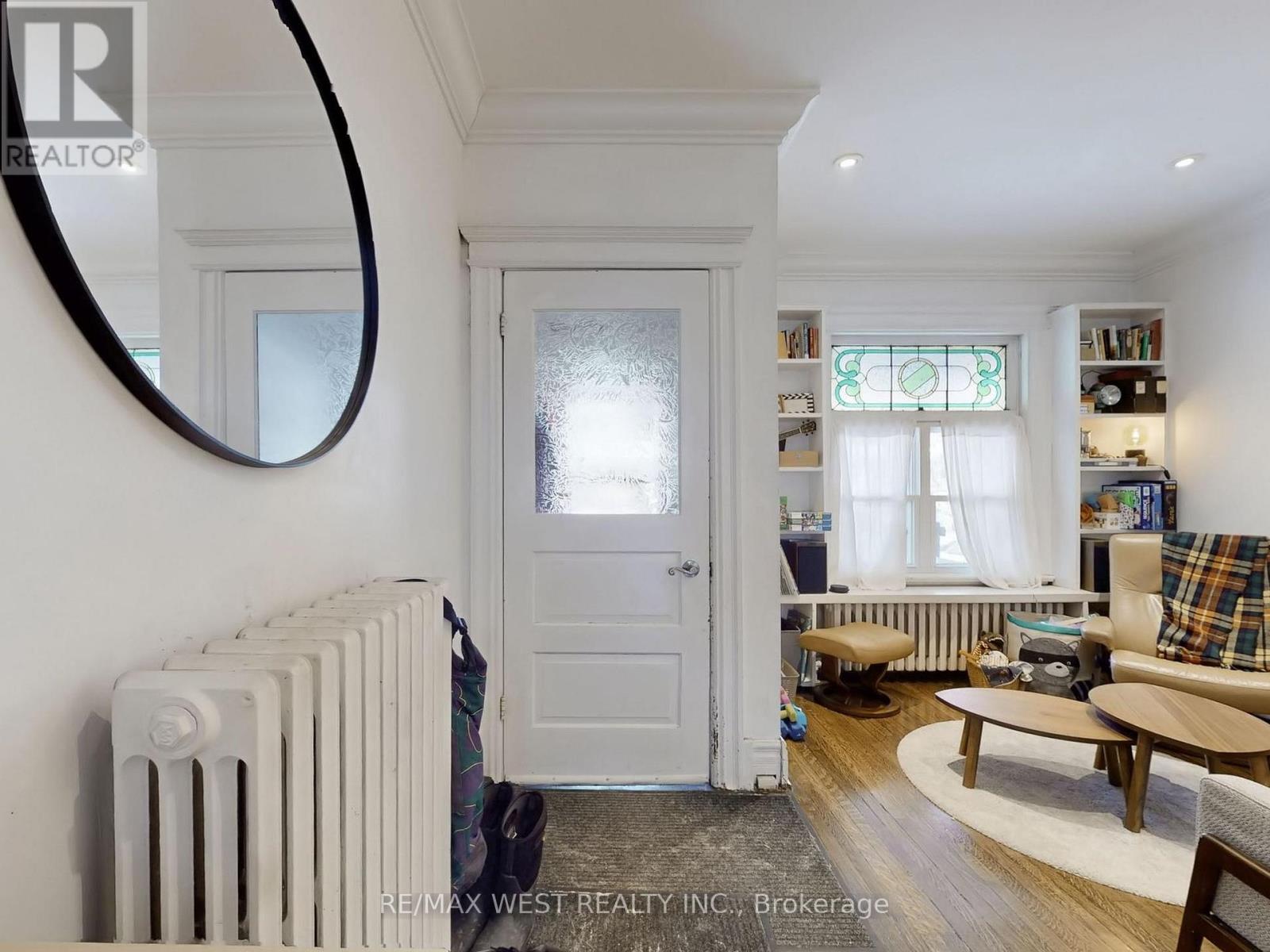 91 Olive Avenue, Toronto, Ontario  M6G 1V2 - Photo 7 - C12828182