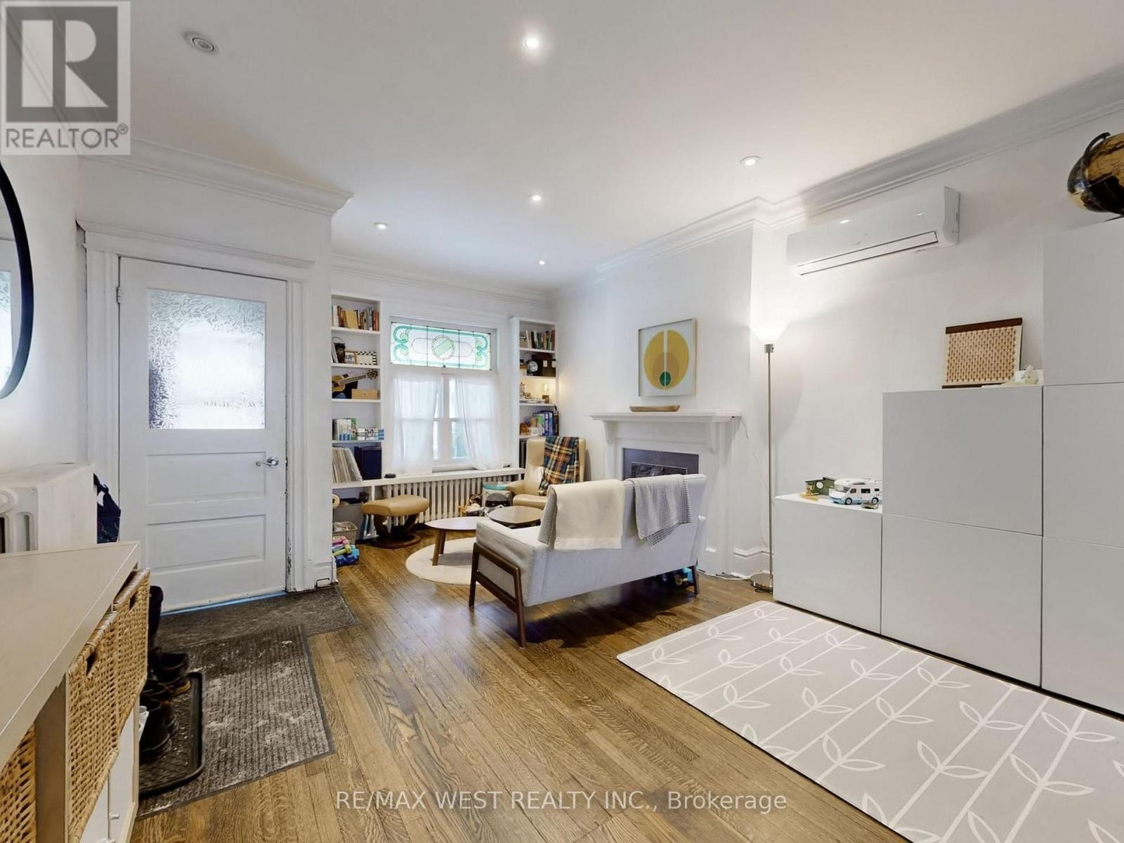 91 Olive Avenue, Toronto, Ontario  M6G 1V2 - Photo 9 - C12828182