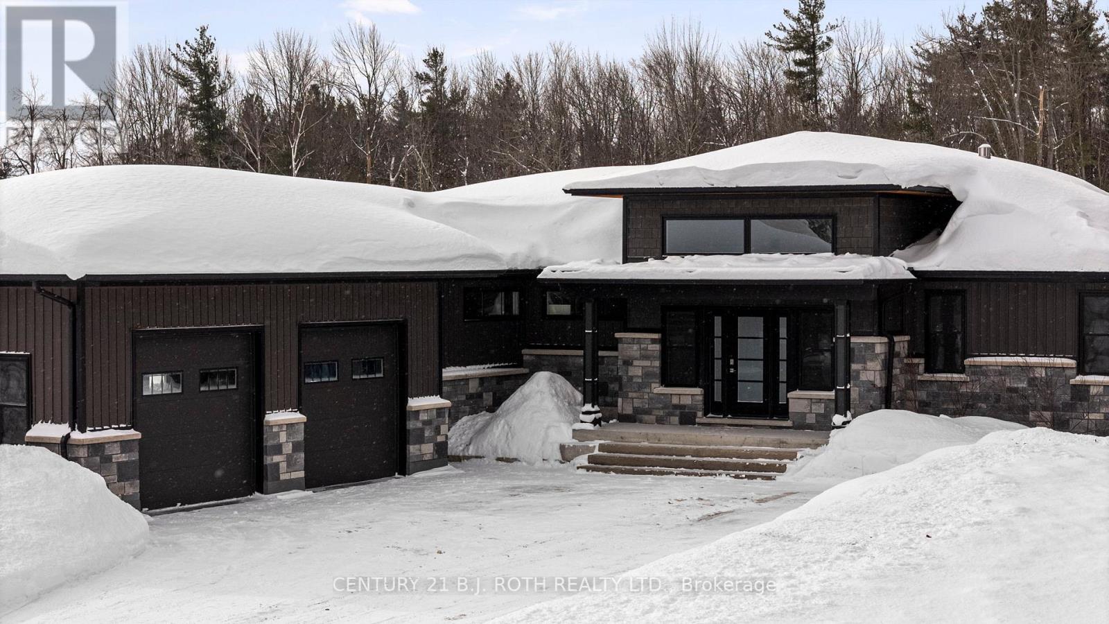 3510 BRENNAN LINE W, Orillia, Ontario