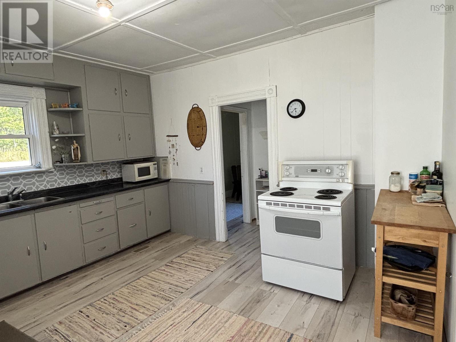 18 Central Port Mouton Road, Port Mouton, Nova Scotia B0T 1T0 - Photo 6 - 202523936