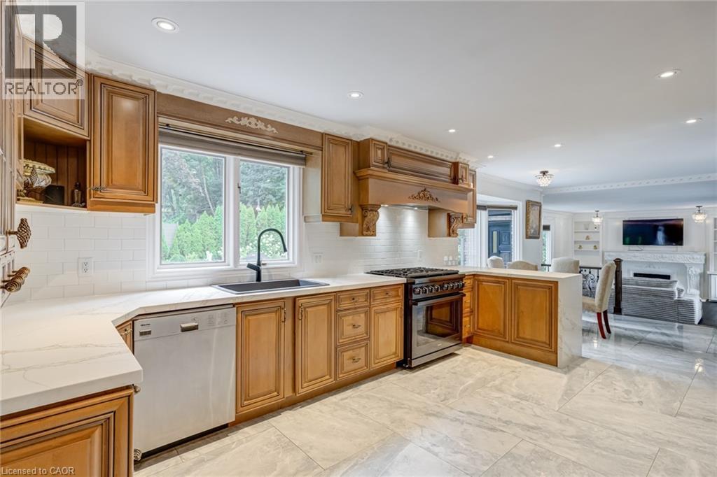 28 Stonegate Drive, Hamilton, Ontario  L9G 3R7 - Photo 13 - 40805909