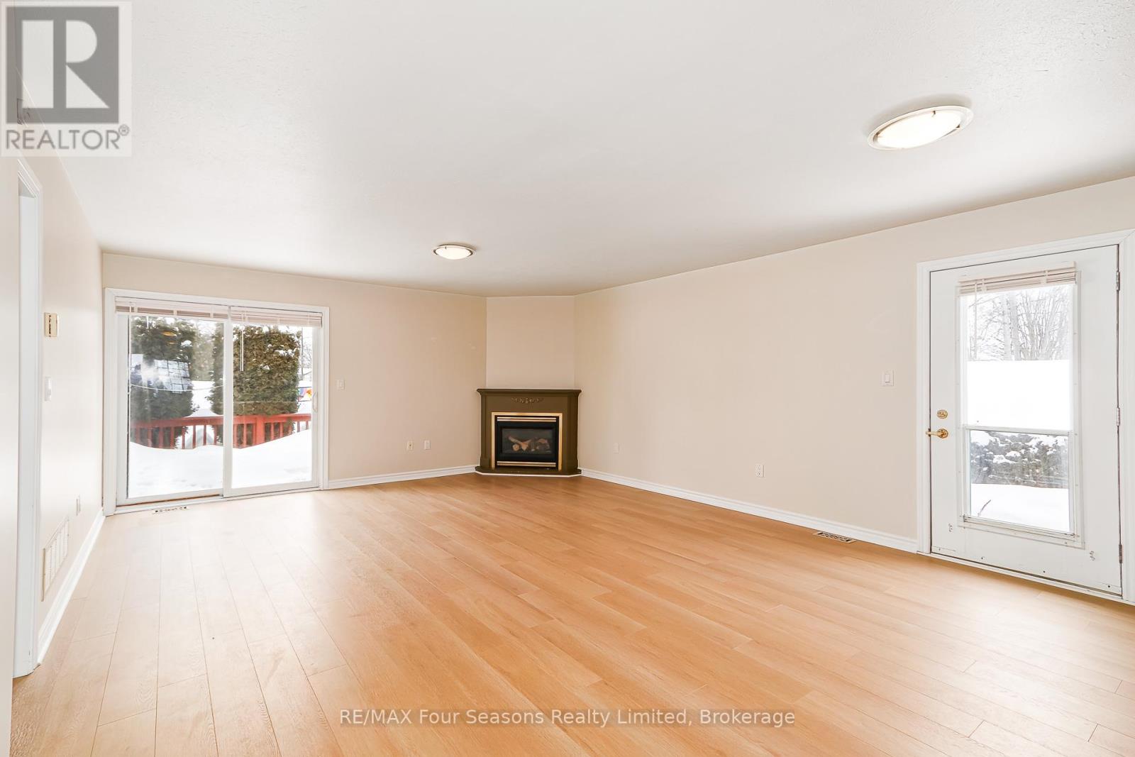 1 - 275 Huron Street, Clearview, Ontario  L0M 1S0 - Photo 12 - S12832718