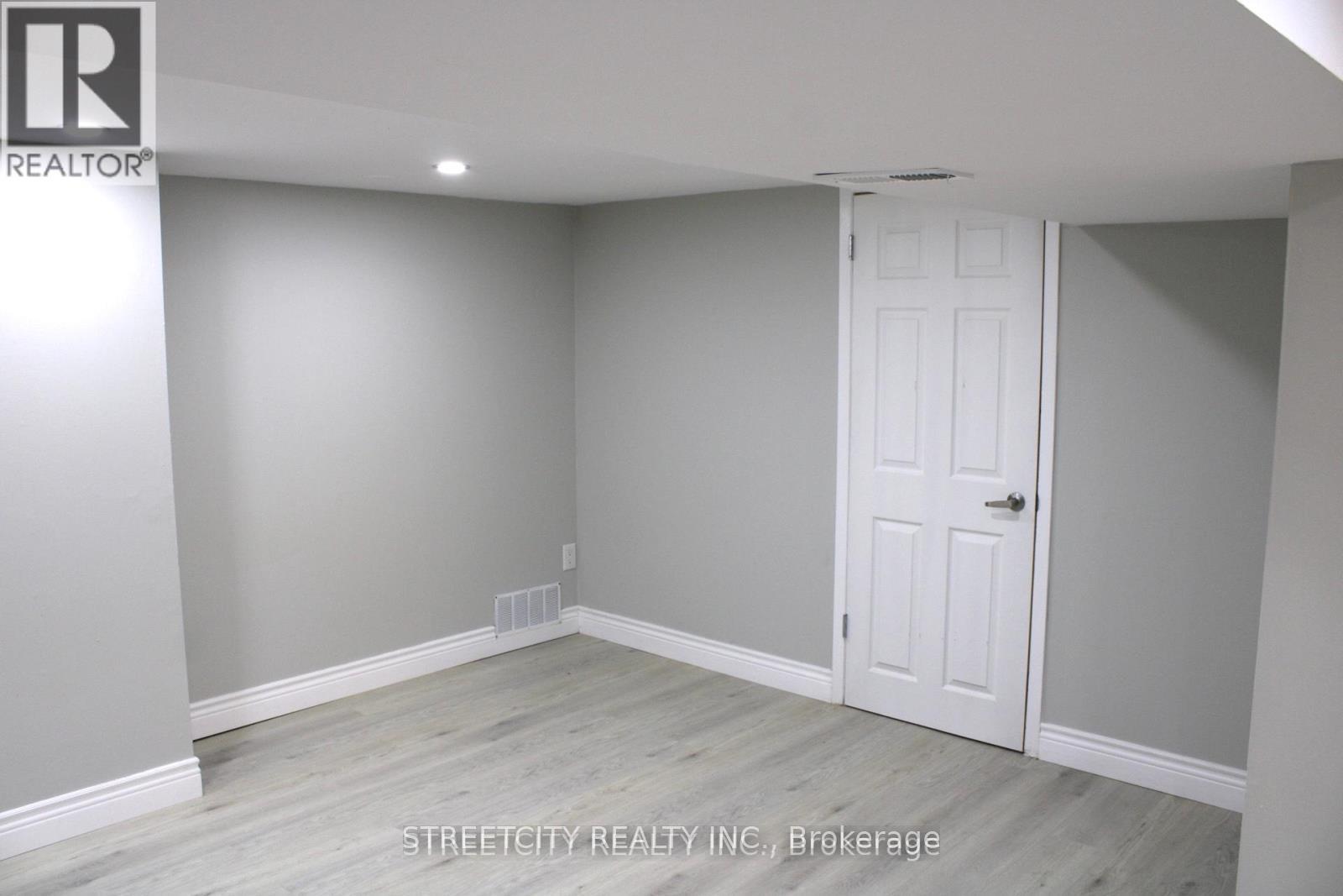 437 Charlotte Street, London East, Ontario  N5W 4A5 - Photo 45 - X12832728