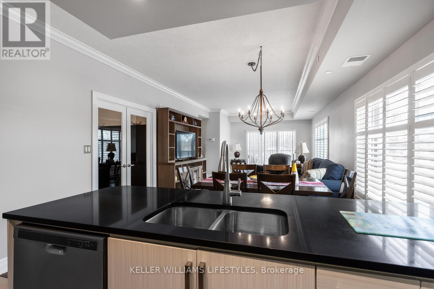 409 - 89 Ridout Street, London South, Ontario  N6C 3X2 - Photo 11 - X12832794