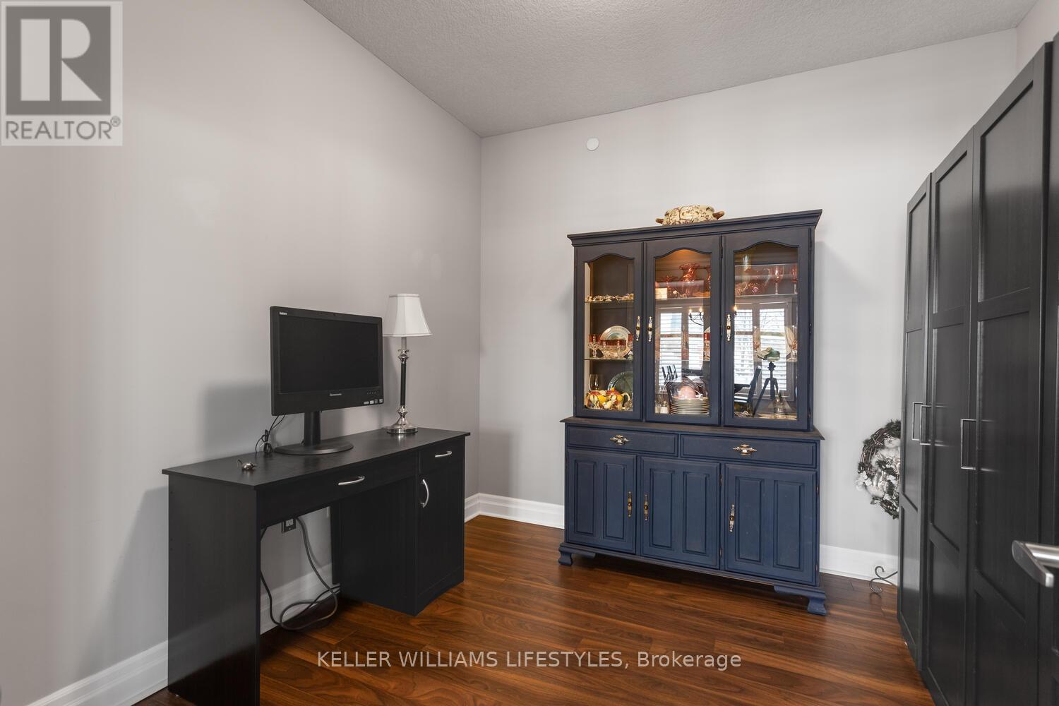 409 - 89 Ridout Street, London South, Ontario  N6C 3X2 - Photo 21 - X12832794