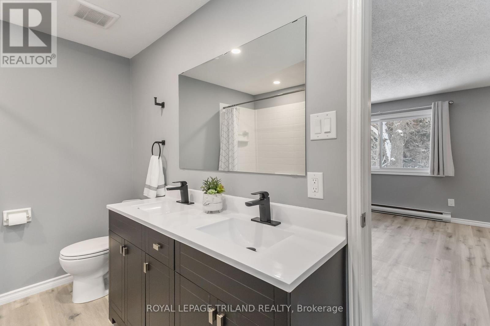 242 Monmore Road, London North, Ontario  N6G 3B4 - Photo 29 - X12832820