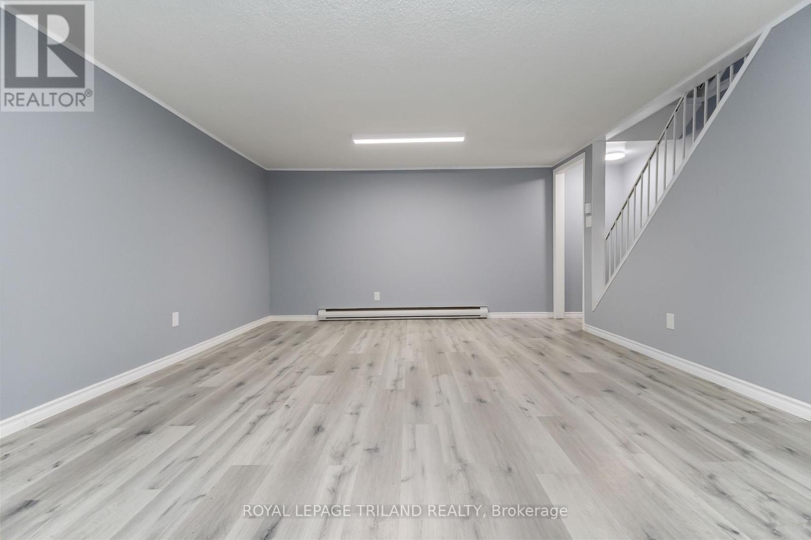 242 Monmore Road, London North, Ontario  N6G 3B4 - Photo 37 - X12832820