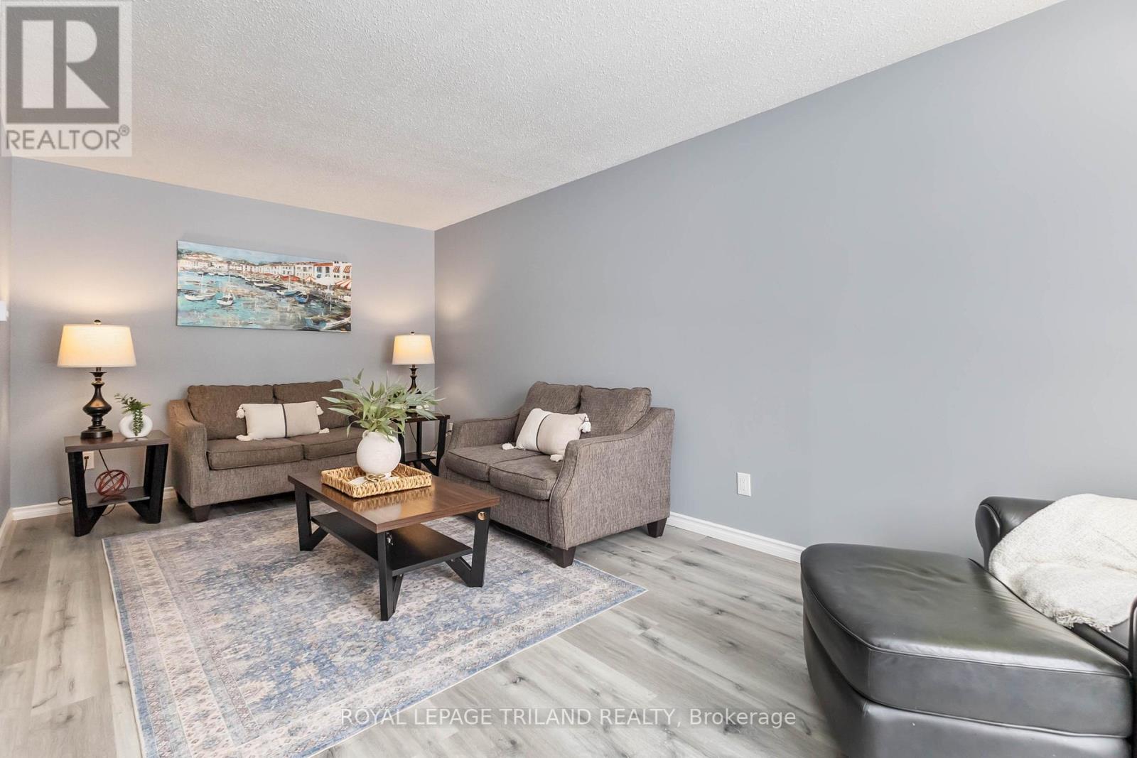 242 Monmore Road, London North, Ontario  N6G 3B4 - Photo 9 - X12832820