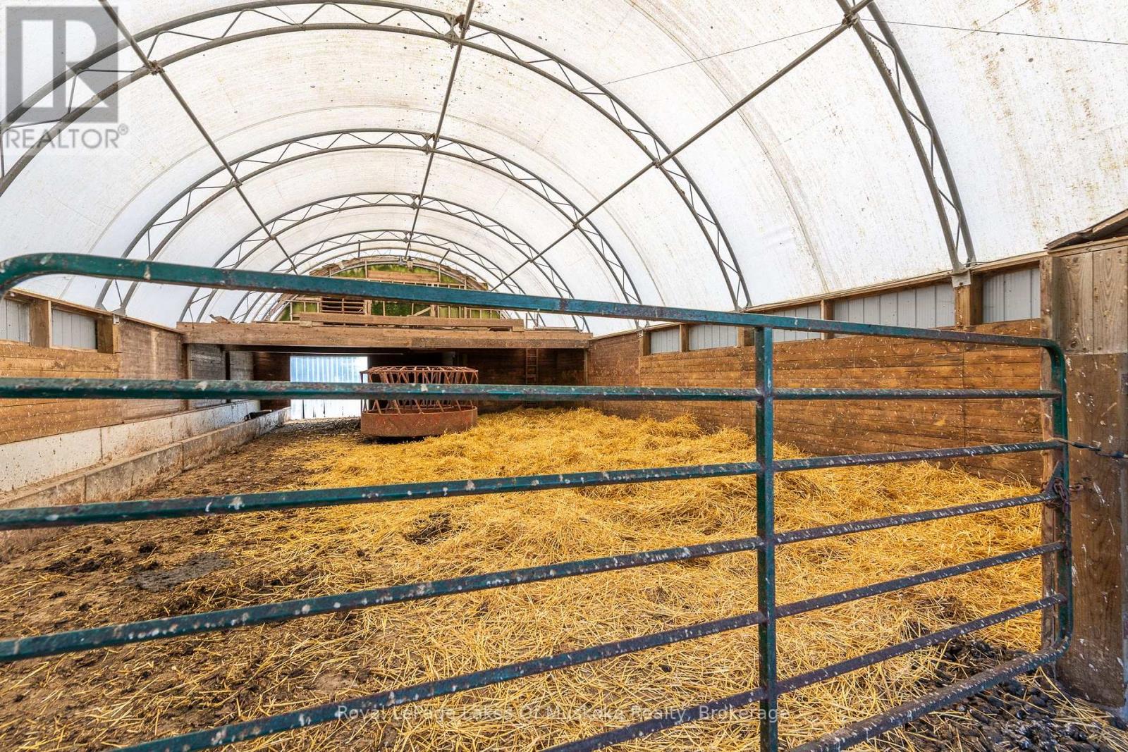 214 North Lancelot Road, Huntsville, Ontario  P0B 1M0 - Photo 30 - X12832716